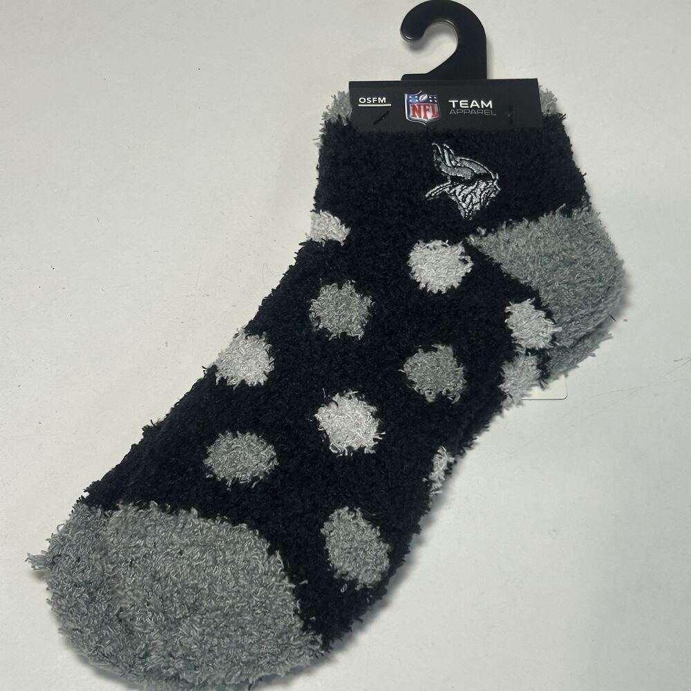 Socktastic MN Vikings Fuzzy Slipper Socks Black Polka Dot One Size Fits All NFL